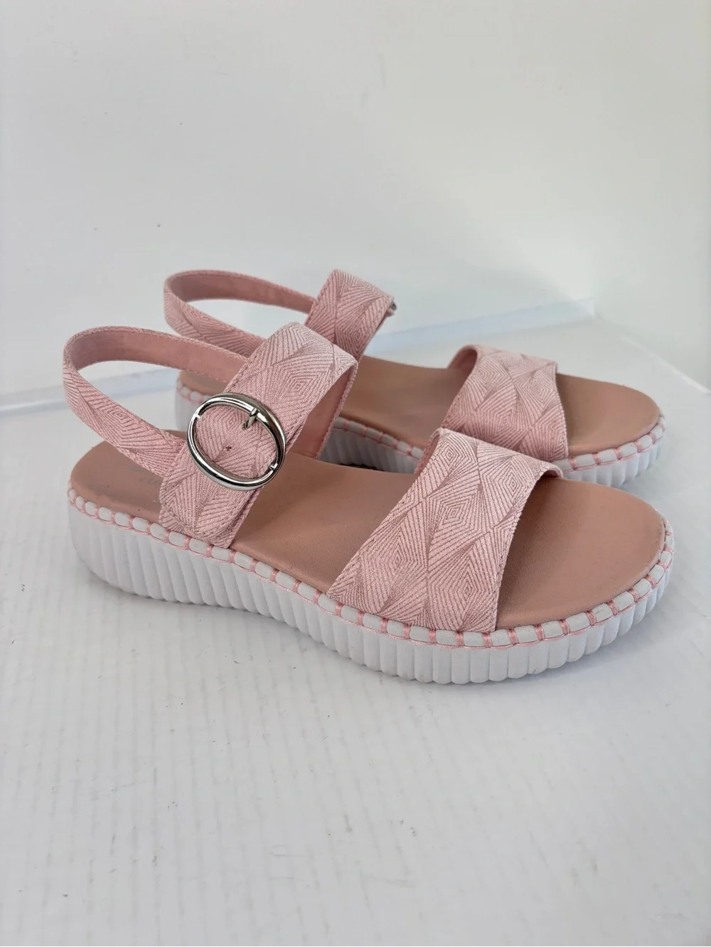 Skechers Wilshire BLVD-Illusion of Love Wedge Sandal Womens Sz 8 Pink Slingback